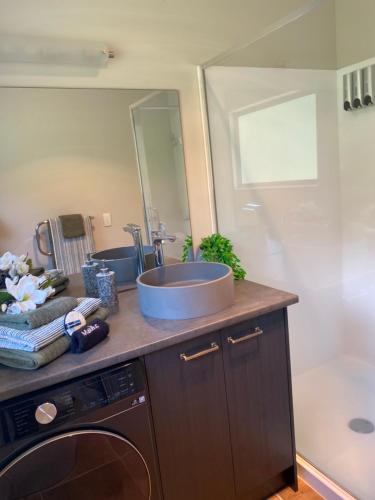 Η κουζίνα ή μικρή κουζίνα στο Ooh la la Accomodation, a little luxury