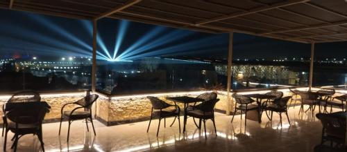 Φωτογραφία από το άλμπουμ του Je wel Grand Pyramids Hotel στο Κάιρο