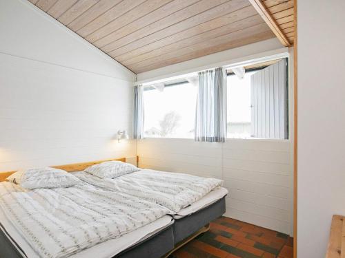 Postel nebo postele na pokoji v ubytování Type2 holiday home in Hanstholm
