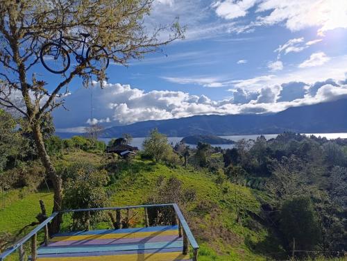 Příroda nedaleko luxury tent