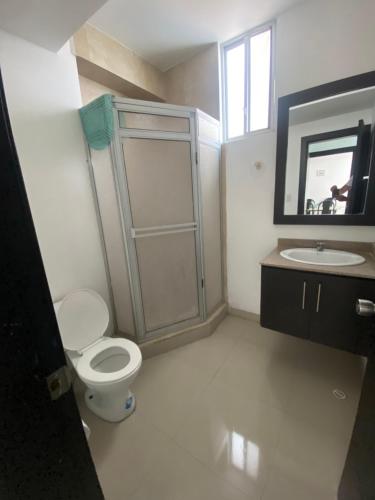 Koupelna v ubytování Departamento frente al mar edificio Arena Plaza