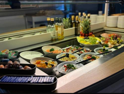 Еда / где поесть недалеко от отеля