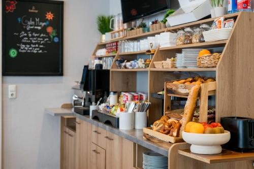 Jídlo v hotelu nebo okolí