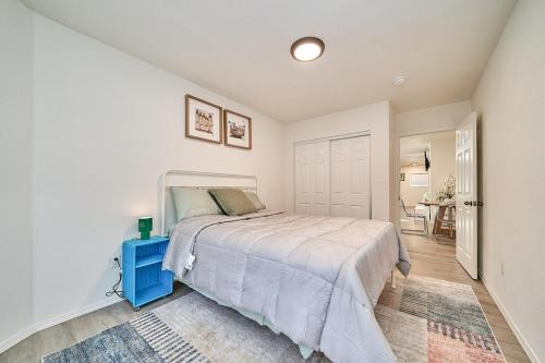 Giường trong phòng chung tại 4 bedrooms