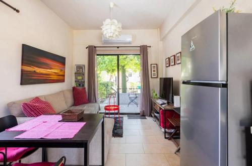 Near the beach Aparment with garden