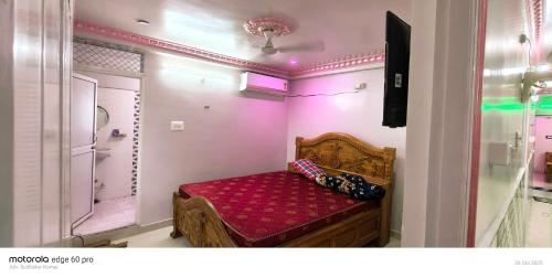 Postel nebo postele na pokoji v ubytování SPOT ON Hotel Parvati Resort