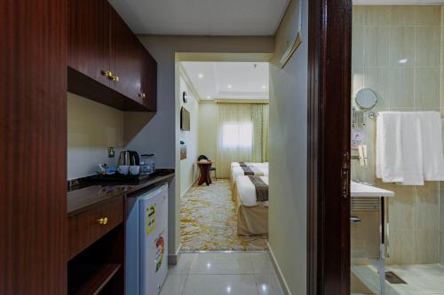 Ένα μπάνιο στο Verta Alshisha Hotel