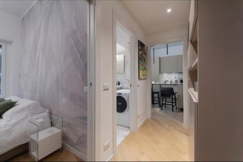 New Apartment close to Duomo - PRIVATE PARKING