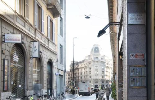 New Apartment close to Duomo - PRIVATE PARKING