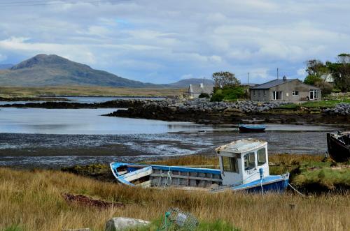 Gallery image of Cottage 216 - Roundstone in Roundstone