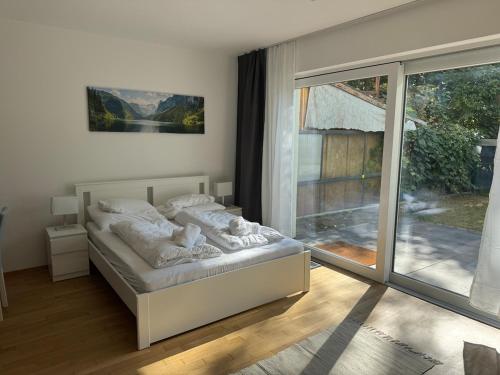 Modern City Apartment with private Garden