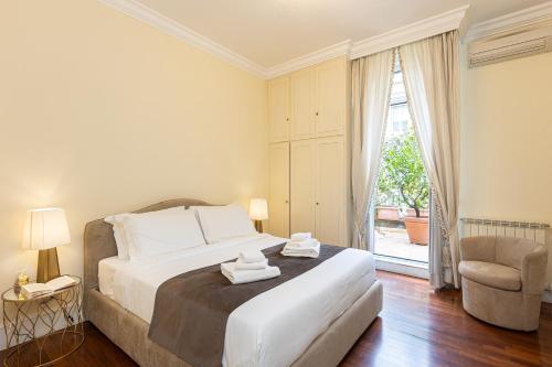 Prestigious Penthouse Piazza Barberini