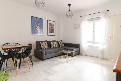 Florencio Quintero Home