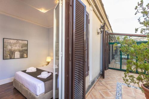 Prestigious Penthouse Piazza Barberini
