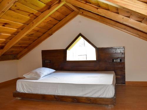 Postel nebo postele na pokoji v ubytování Amaris Greens Resort