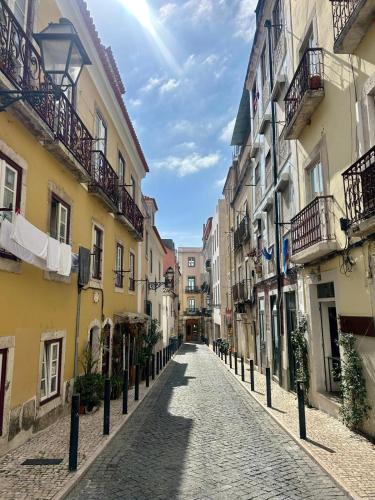 C3 Charm & Confort in BAIRRO ALTO! 18th Century Building, Very Central