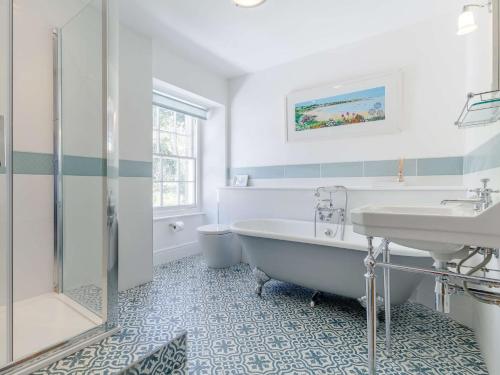 Fotografie z fotogalerie ubytování 3 Bed in Llangorse BN331 v destinaci Cathedine