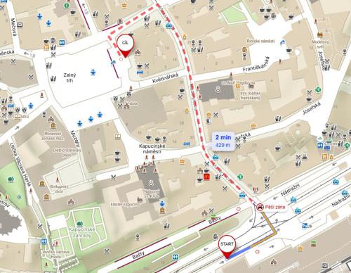 布尔诺格兰迪萨豪华宫殿酒店的城市地图,有停车标志