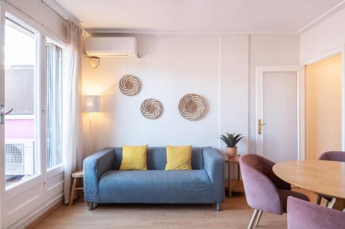 Penthouse Apartment with Terrace in Barcelona City Center