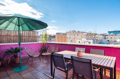 Penthouse Apartment with Terrace in Barcelona City Center