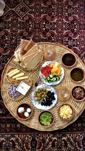 Jídlo v hotelu nebo okolí