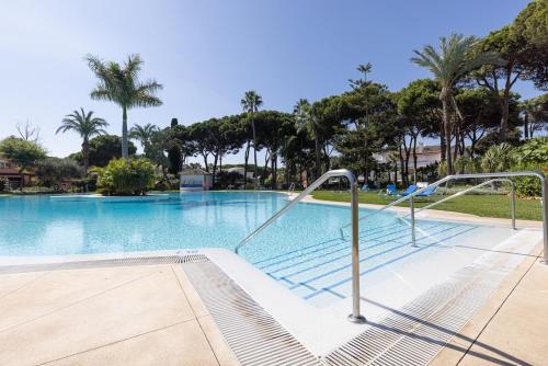 Elegant 2 Bedroom Penthouse in Serene Urb El Presidente RDR521