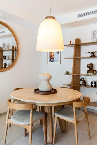Gray d'Albion 2BDR Flat 5 min from Palais, on Croisette - Olam Properties