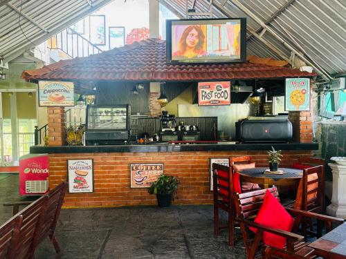 Εστιατόριο ή άλλο μέρος για φαγητό στο Hill Cool Hotel & Restaurant