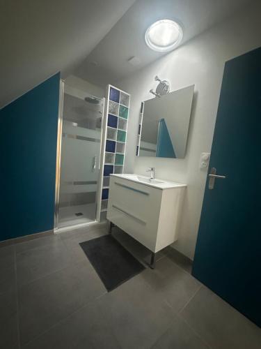 Fotografie z fotogalerie ubytování Gîte avec piscine d'intérieure 