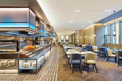 Jídlo v hotelu nebo okolí