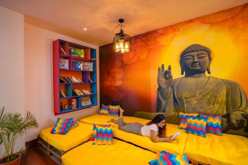 Χώρος καθιστικού στο goSTOPS Rishikesh, Lakshman Jhula