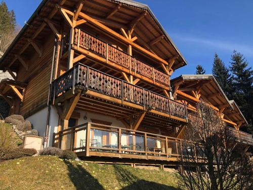 Appartement 4 pièces à Morzine avec parking, piscine l'été