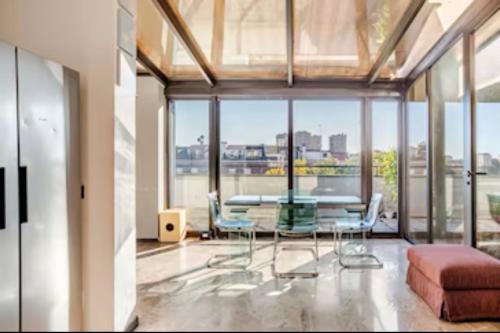 3 Bedrooms with Terrace close to the Center