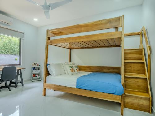 Voodi või voodid majutusasutuse Modern Retreat In The Rainforest With River Access toas