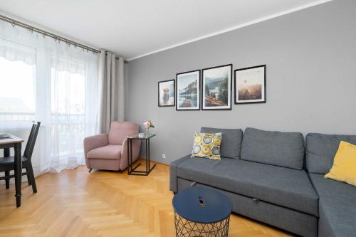 Modern Apartment in Wrocław with Air Conditioning by Noclegi Renters