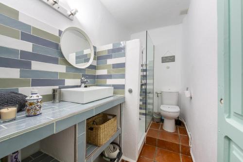 Ένα μπάνιο στο AlmeriaSuite Casa de Luz