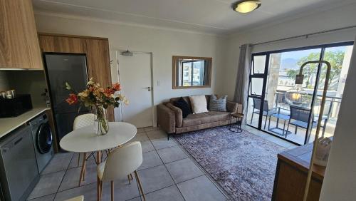 Χώρος καθιστικού στο Luxury Apartment in Somerset West