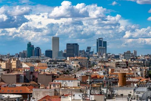 Stylish WStunning views Colon-Madrid city centre
