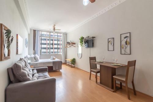 Χώρος καθιστικού στο Aconchego no Flamengo - SV808