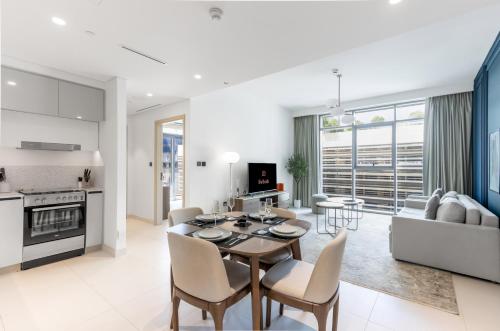 Your Beachfront Escape Modern 1BR at Marina Vista