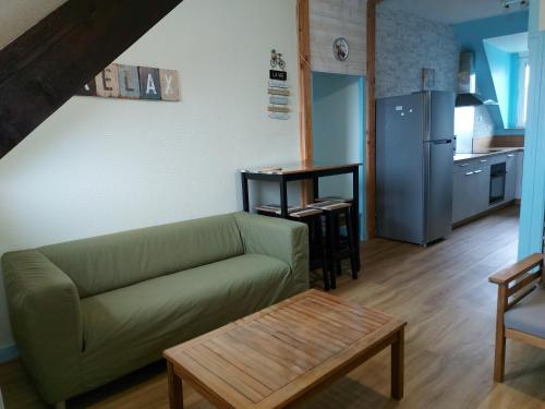 Η κουζίνα ή μικρή κουζίνα στο Guingamp centre : grand appartement lumineux