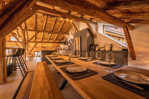 Billede fra billedgalleriet på Chalet Louisette luxe, Bain Nordique, 3 Vallées -Navette privée i Saint-Jean-de-Belleville