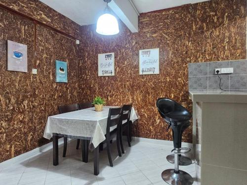 Fotografie z fotogalerie ubytování Homestay Iliana v destinaci Kangar