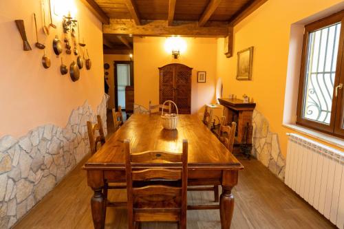 Φωτογραφία από το άλμπουμ του Panoramic Villa with Exclusive Pool in Irpinia σε Lapio