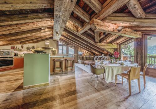 Εστιατόριο ή άλλο μέρος για φαγητό στο Chalet Montanum, 9 pax - Courchevel, Bed & Breakfast