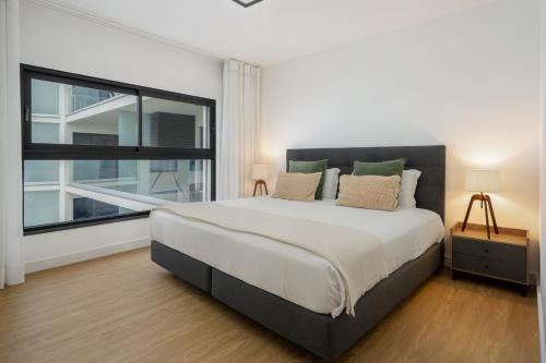 Apartamento São Lucas I by an island apart