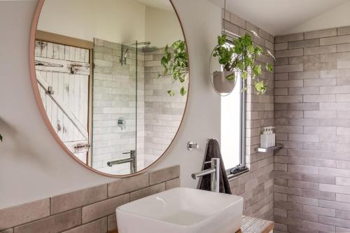 Ванная комната в 8 Paddocks Cottage, Cowaramup, Margaret River Region