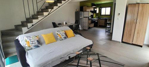 Η κουζίνα ή μικρή κουζίνα στο Maison Job