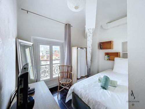 Postel nebo postele na pokoji v ubytování Le Week - 5 min Palais - 3 chambres - WIFI