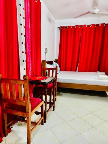 Postel nebo postele na pokoji v ubytování Phee home